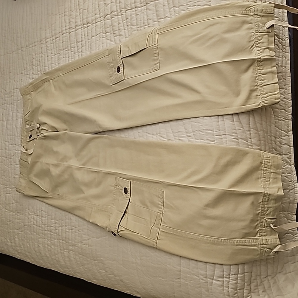 Levi's cargo pants med